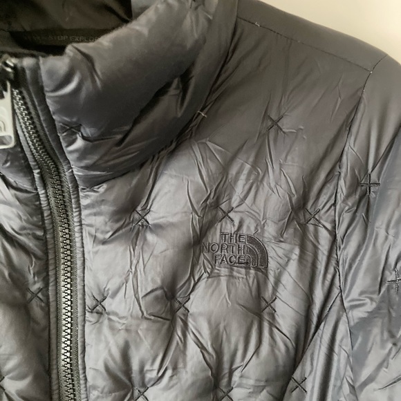 The North Face Womens Down Jacket - Picture 2 of 3